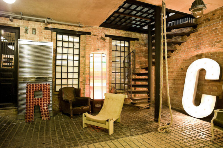 Stylish Warehouse image 8