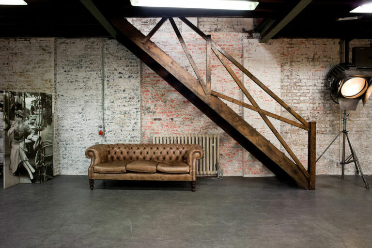 Stylish Warehouse image 14