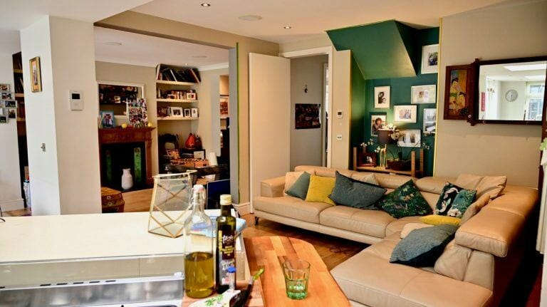 Family Home to Hire With Neighbouring House image 9