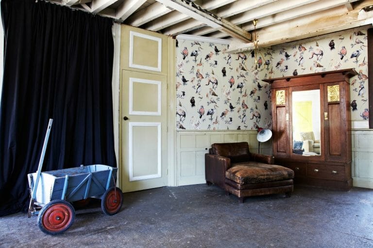 7,500 Sq. Ft. Studio With Its Own Private Road image 69