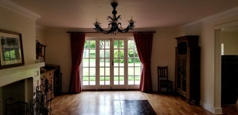 Large American Style Family Home image 15