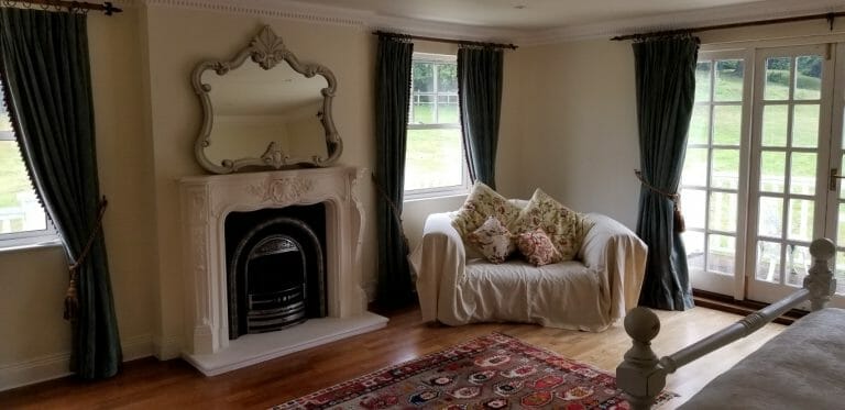 Large American Style Family Home image 14