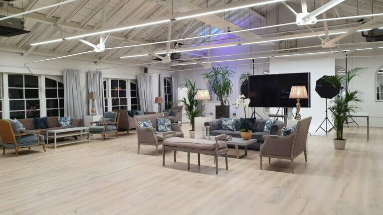 White Loft Studio Space image 30