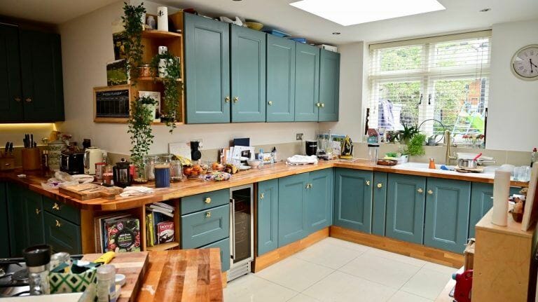 Family Home to Hire With Neighbouring House image 15