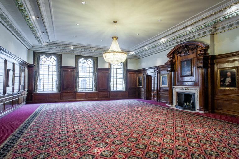 Grand Building in London for Filming image 5