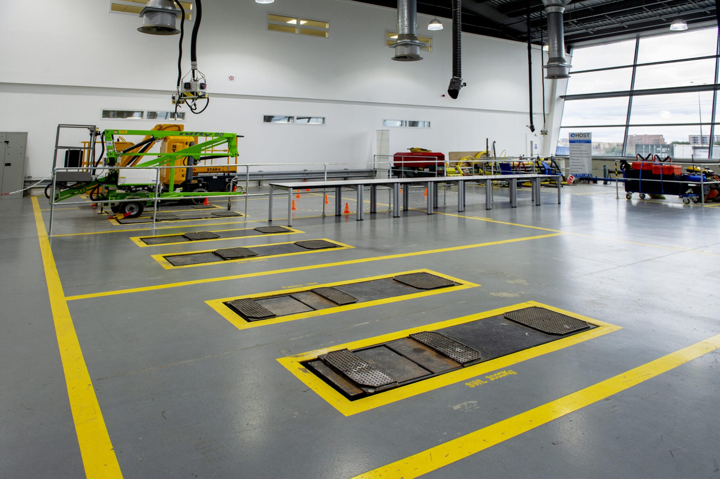 CEME, event and meeting venue, Rainham, London.
Ford Vehicle Bays