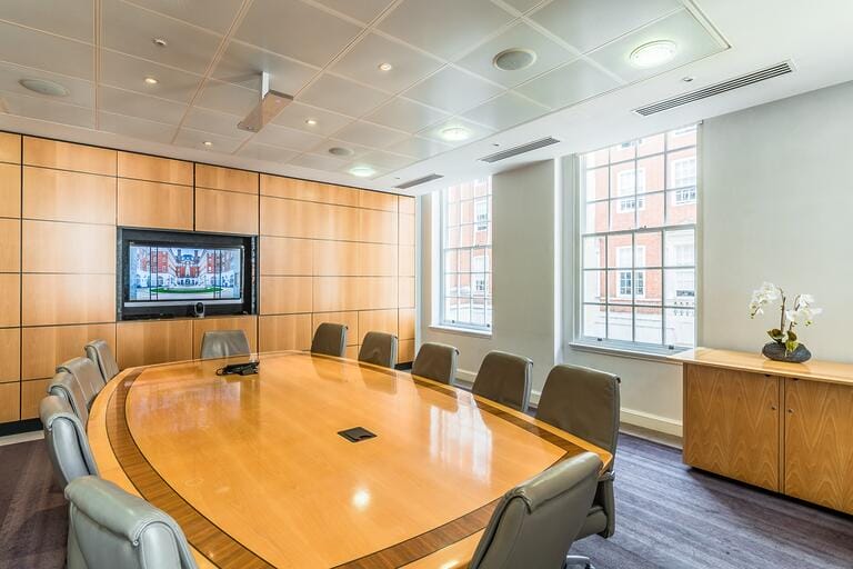 Impressive Venue in Bloomsbury image 6