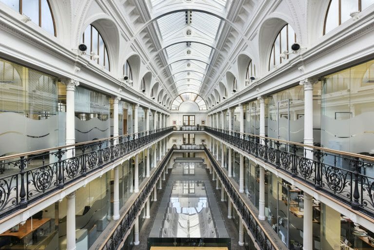 Luxury Office and Members Club image 5