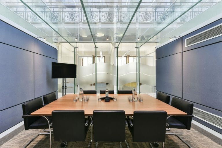 Luxury Office and Members Club image 8