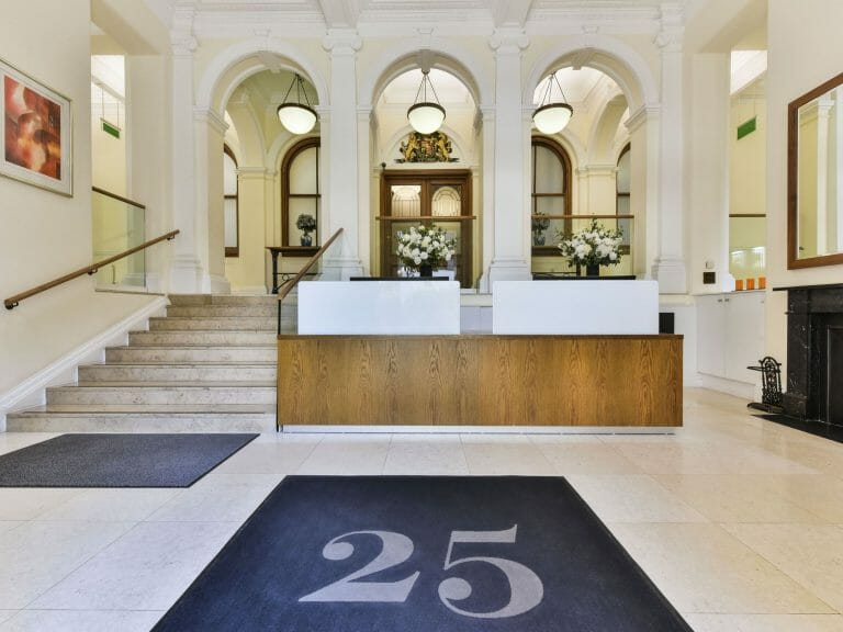 Luxury Office and Members Club image 3