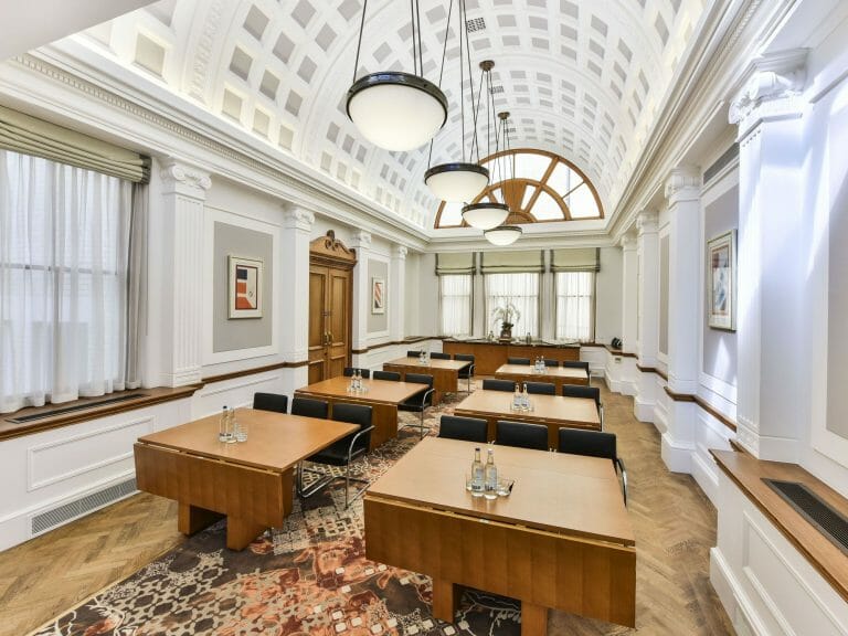 Luxury Office and Members Club image 25