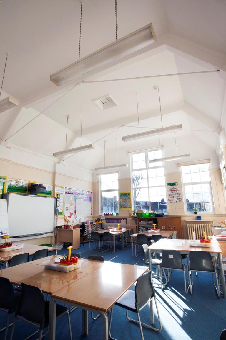 Primary School image 3