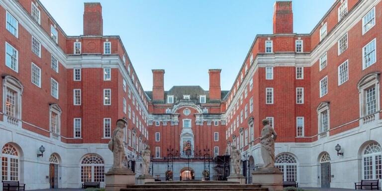 Impressive Venue in Bloomsbury image 2