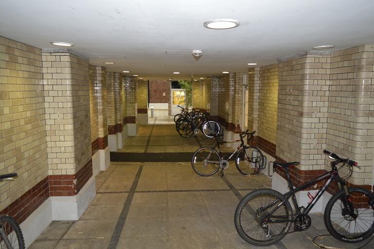 Luxury Office and Members Club image 29