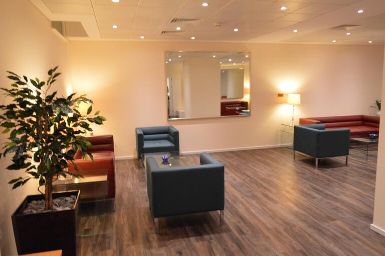 Luxury Office and Members Club image 30