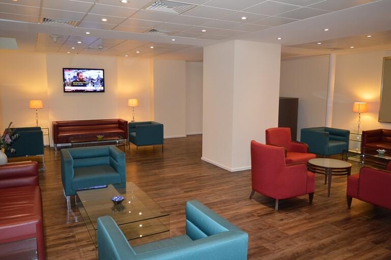 Luxury Office and Members Club image 32