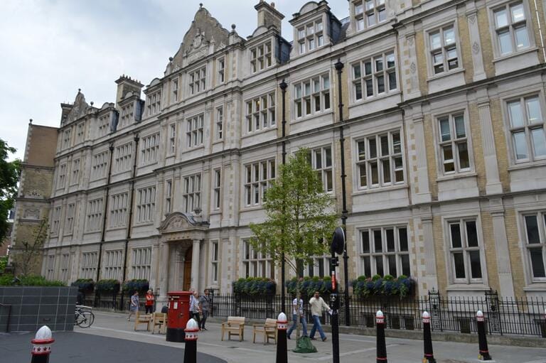 Luxury Office and Members Club image 1