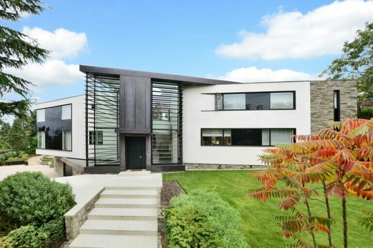 Grand Designs Surrey Home image 4