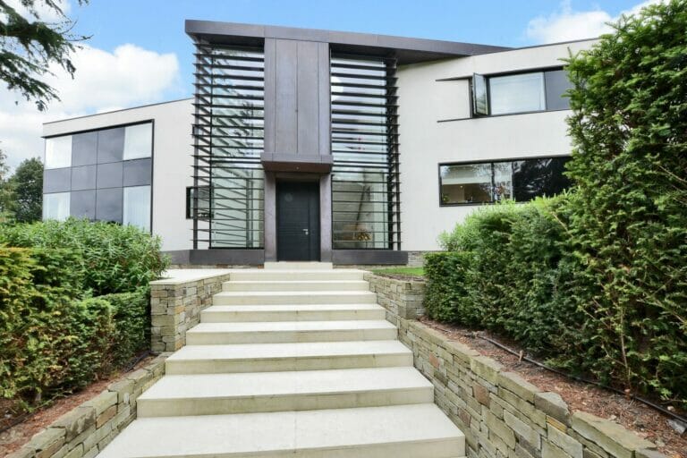 Grand Designs Surrey Home image 2