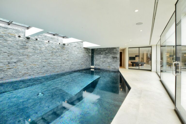 Grand Designs Surrey Home image 23