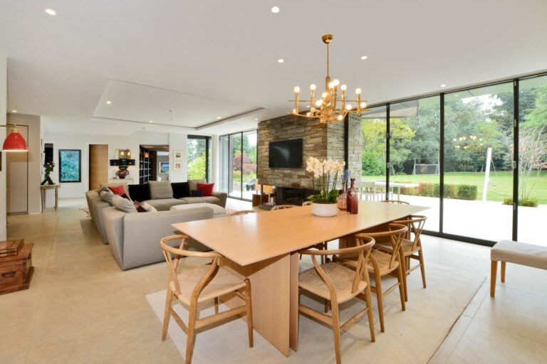 Grand Designs Surrey Home image 10
