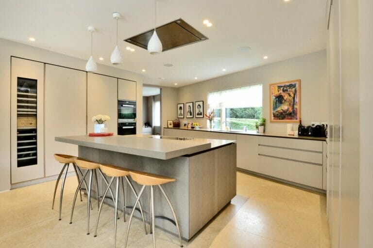 Grand Designs Surrey Home image 11
