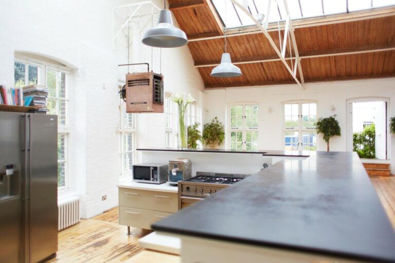Warehouse Style Apartment image 6