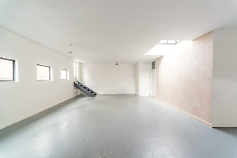 Warehouse and Photographic Studio image 15