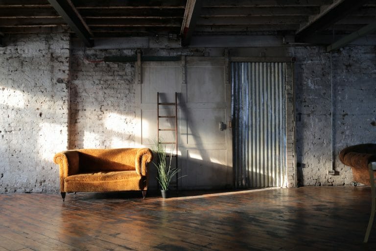 Former Industrial Warehouse image 8