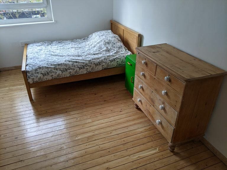 Spacious Ex Council Flat image 26