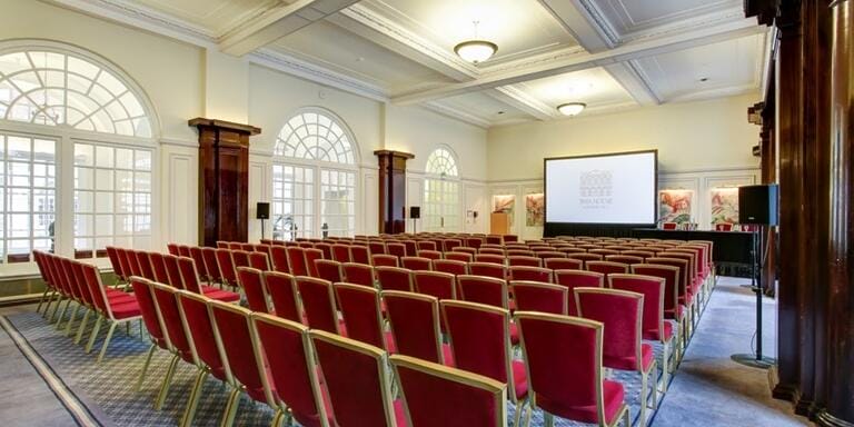 Impressive Venue in Bloomsbury image 11