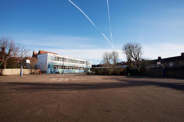 Primary School image 14