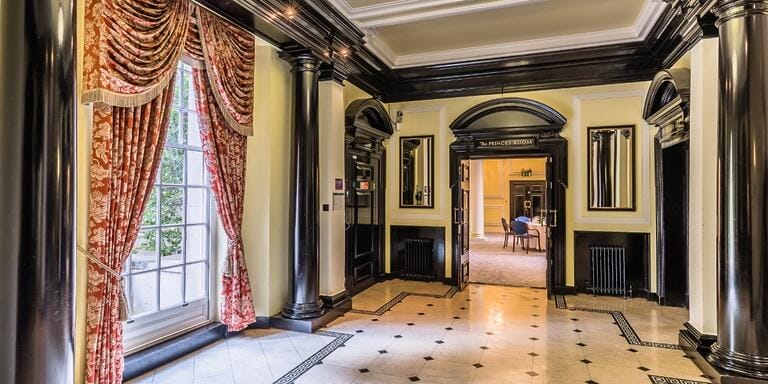 Impressive Venue in Bloomsbury image 5
