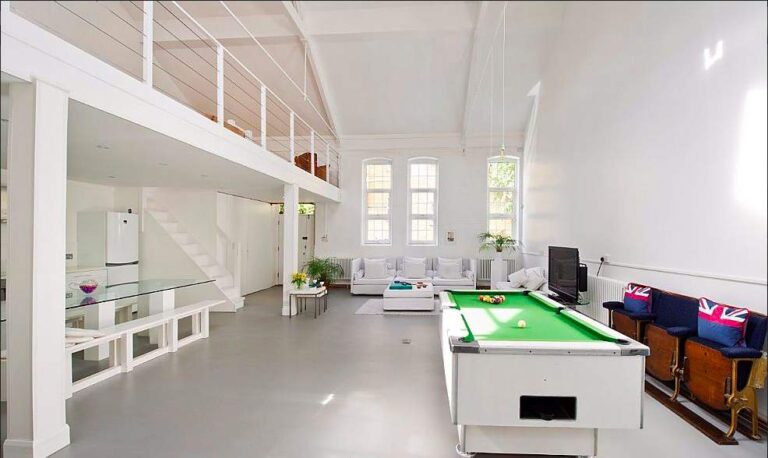 White Open Plan Modern Apartment image 8