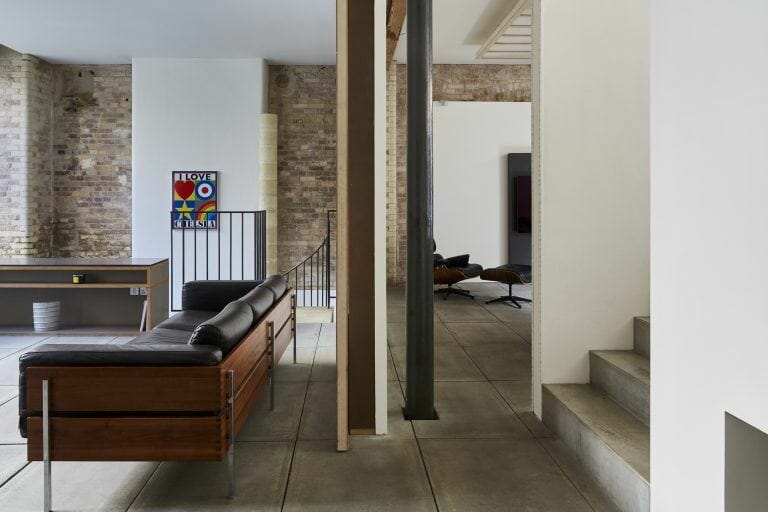 Japanese Inspired Minimalist Apartment image 28