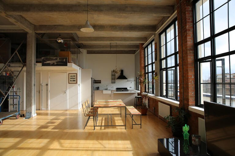 Open Plan Studio image 15