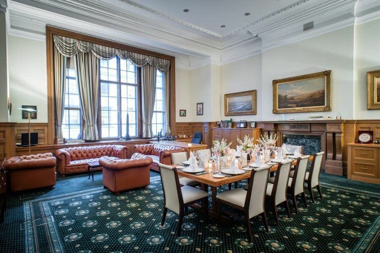 Grand Building in London for Filming image 13