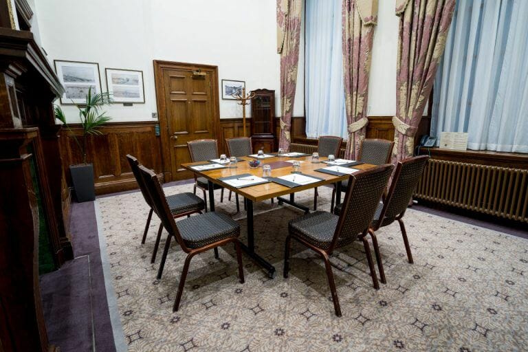 Grand Building in London for Filming image 20