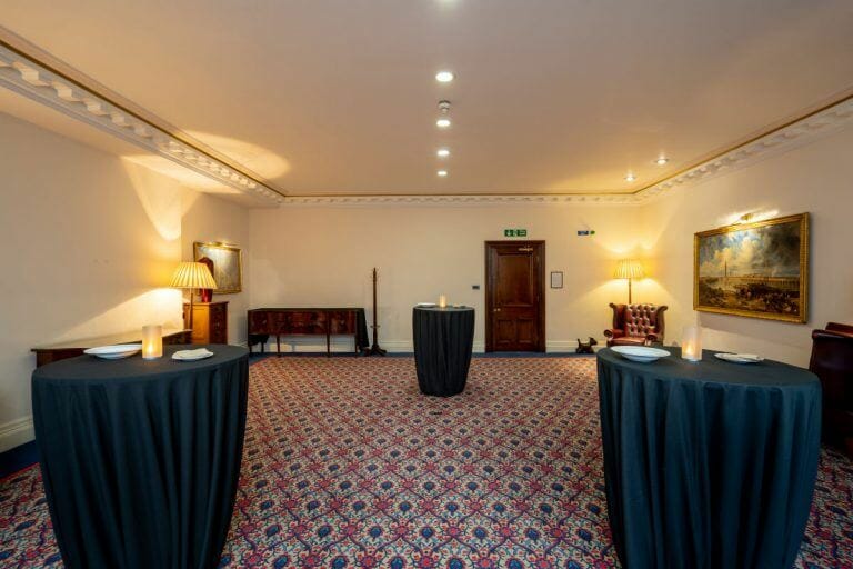 Grand Building in London for Filming image 30