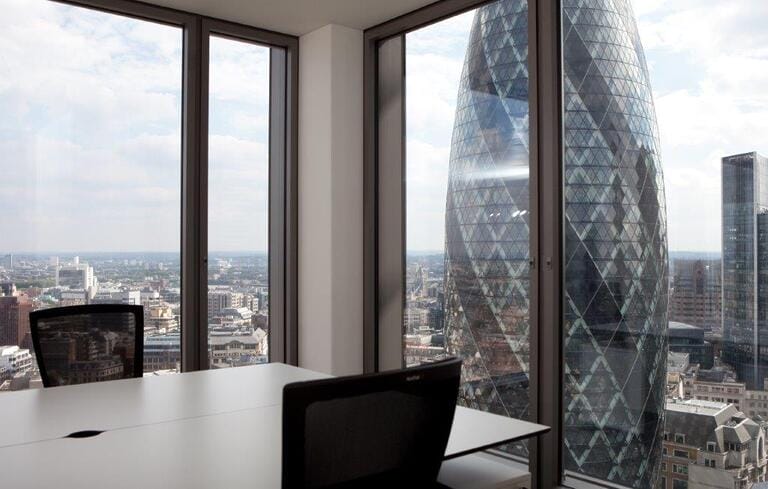 Heron Tower Dressed Office image 15