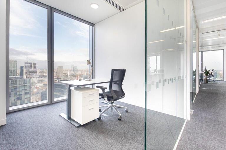 Heron Tower Dressed Office image 11