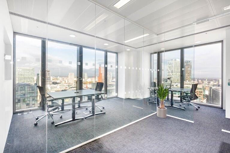 Heron Tower Dressed Office image 12