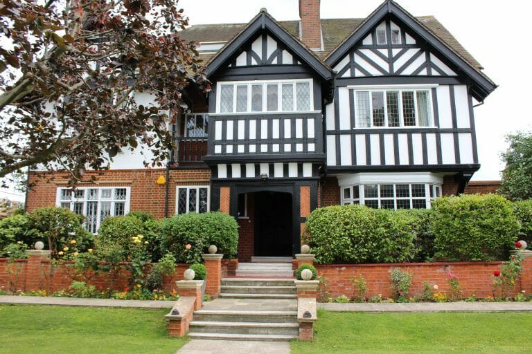 Large Family Home image 1