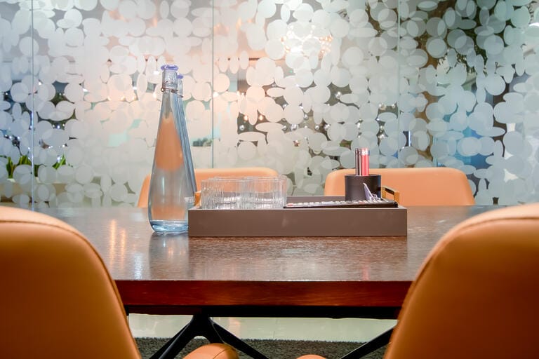 Heron Tower Dressed Office image 33