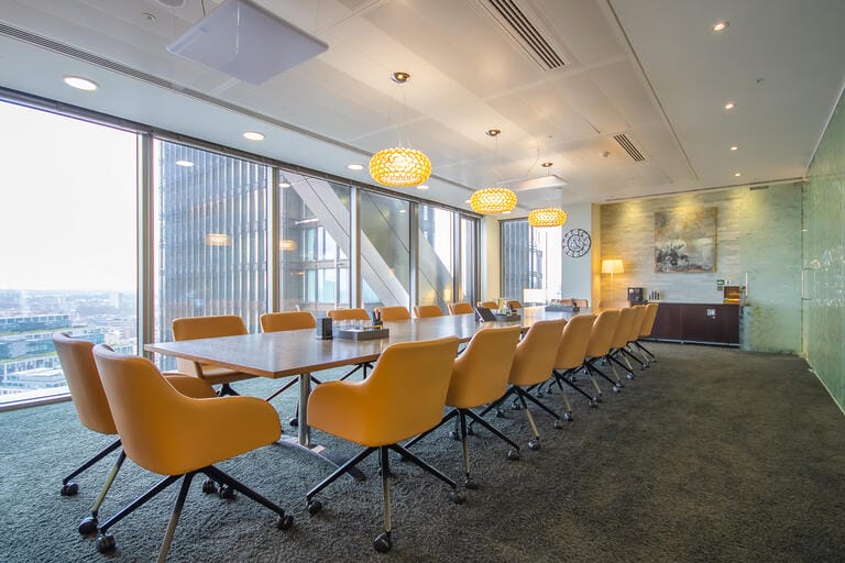 Heron Tower Dressed Office image 18