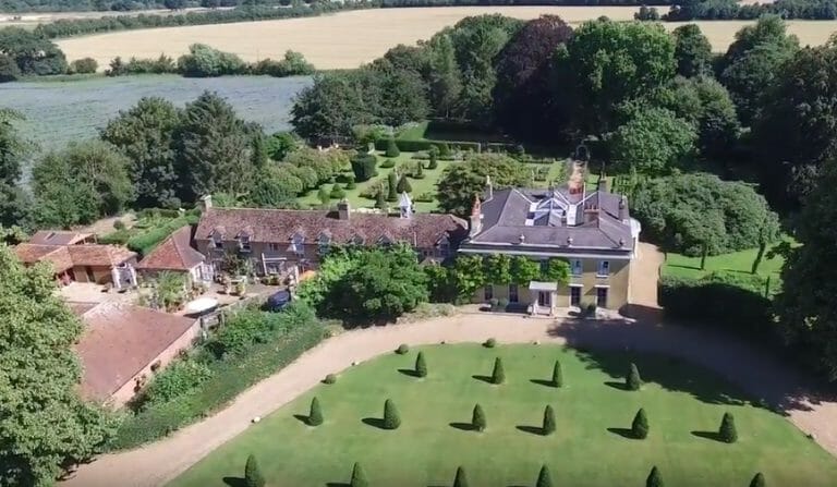 Manor House in Surrey image 62