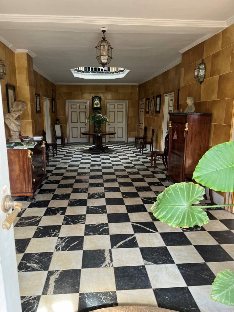 Manor House in Surrey image 5