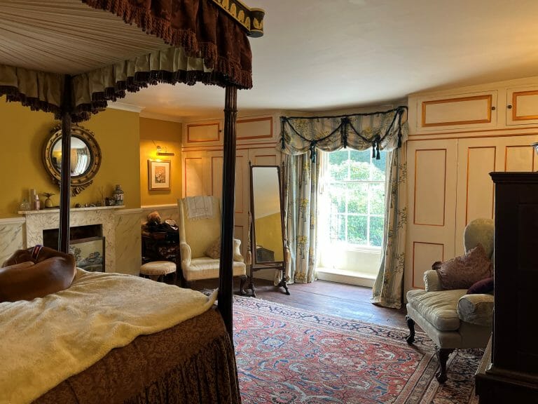 Manor House in Surrey image 24