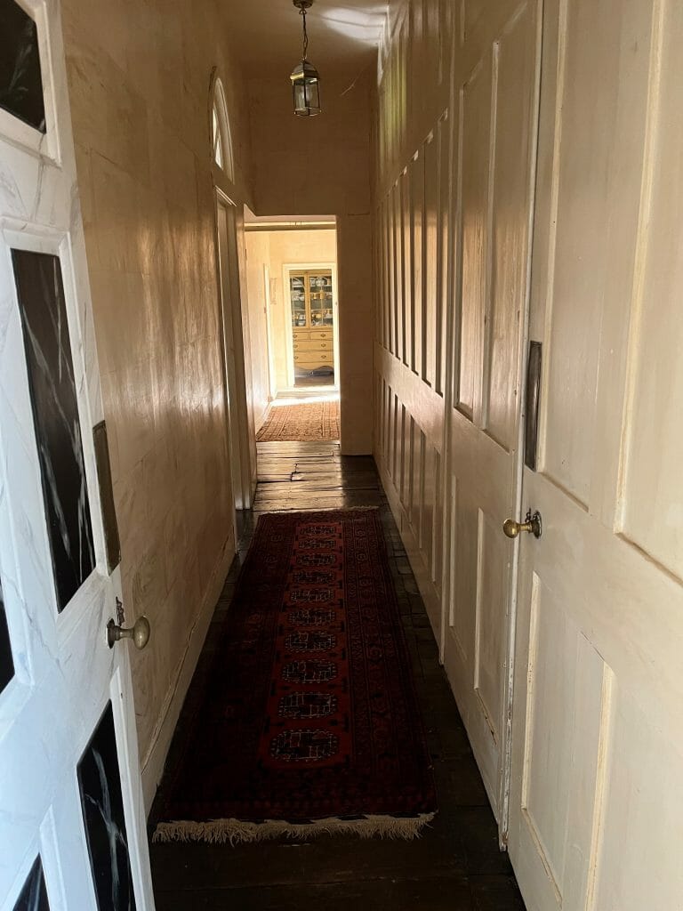 Manor House in Surrey image 25