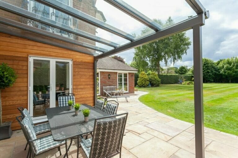 Detached Home in Amersham Bucks image 36